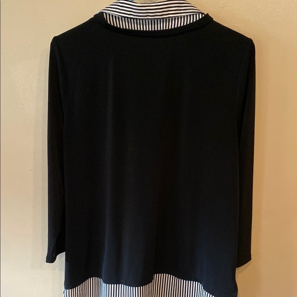 Adrianna Papell Black and White Notched Collar Blouse - Picture 5 of 5